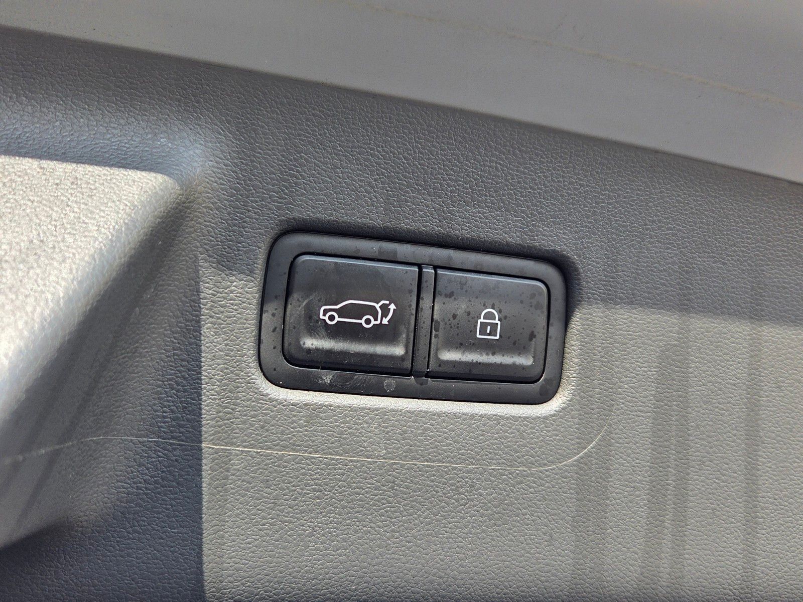 Used 2024 Silver Hyundai Limited image 10