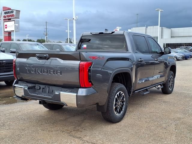 2025 Toyota Tundra SR5 - 9