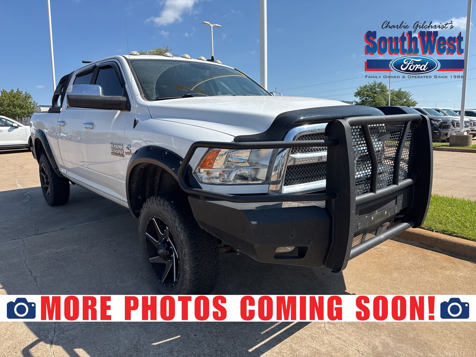 Bright White Clearcoat 2018 RAM 2500 Big Horn Crew Cab 4WD Pickup Truck Four-Wheel Drive 6-Speed Automatic