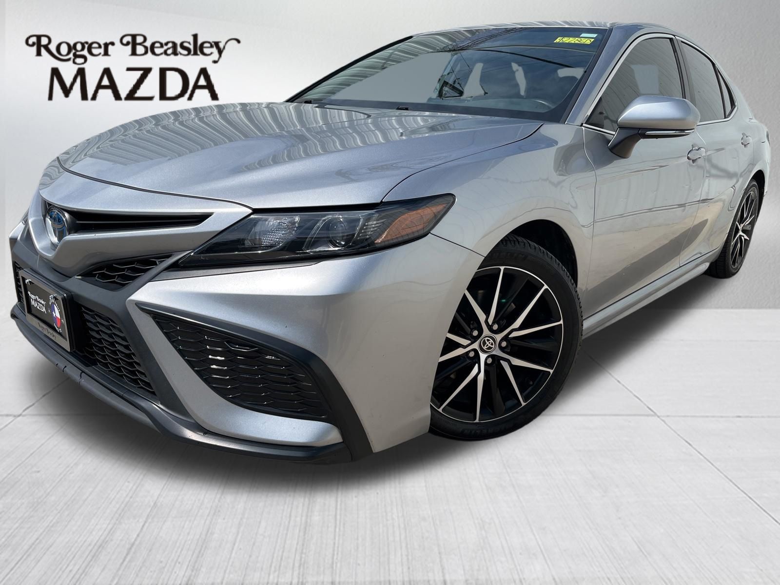 2023 Toyota Camry Hybrid SE FWD