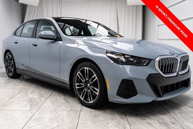 2026 BMW 5 Series 530i xDrive