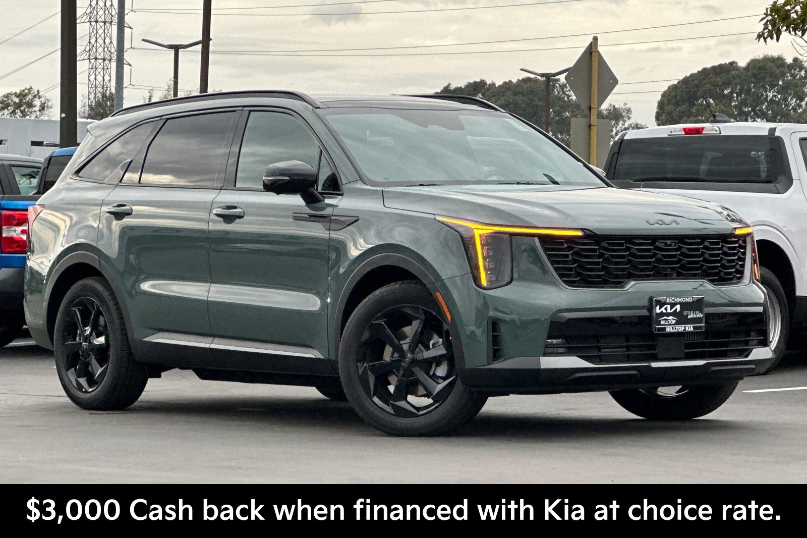 View vehicle photo 2