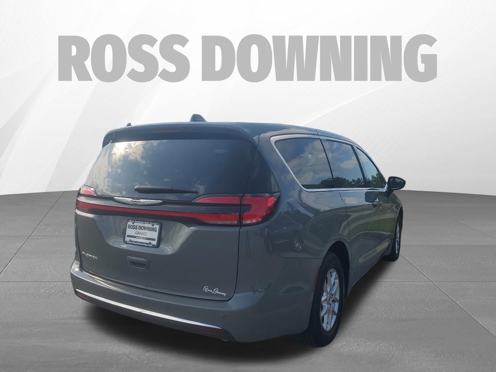 2025 Chrysler Pacifica Select White at Toyota of Kenner