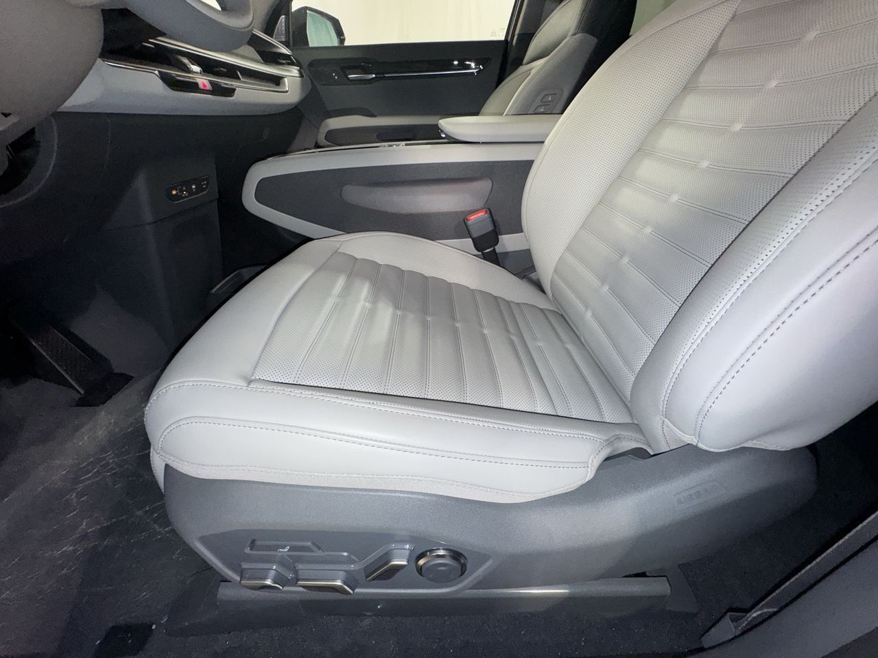 2026 Kia EV9 Land AWD photo 14