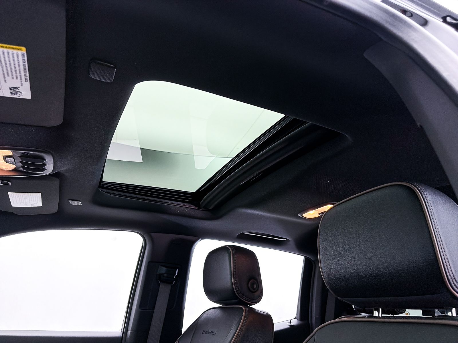 2024 GMC Canyon Denali