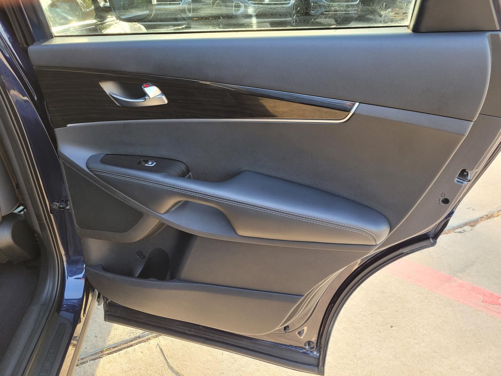 used 2020 Kia Sorento car, priced at $5,995