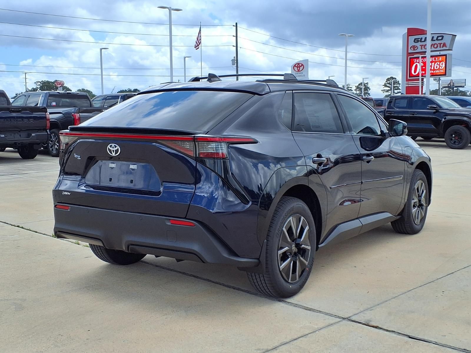 2026 Toyota bZ XLE Plus - 5