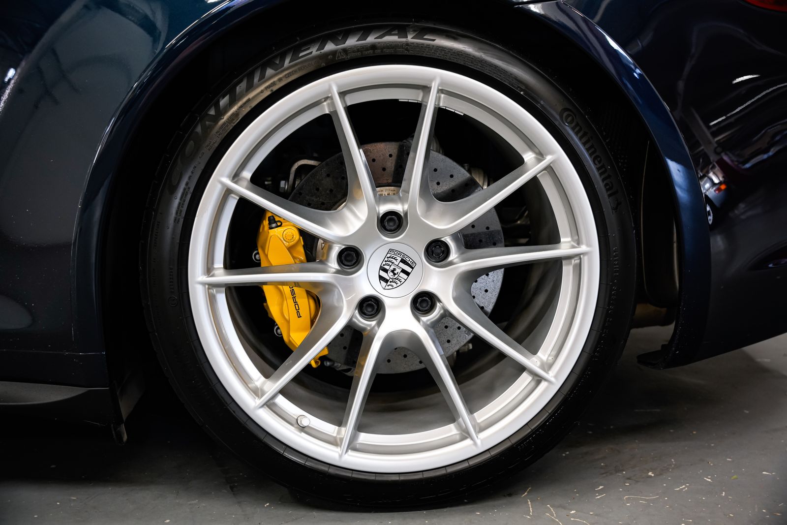 2014 Porsche 911 Carrera 4 — photo 42
