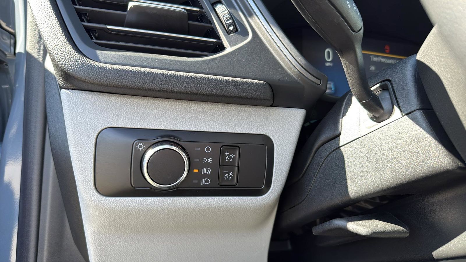 Used Car 2025 Ford Escape  Active For Sale Under $30,000 In Austin, Texas