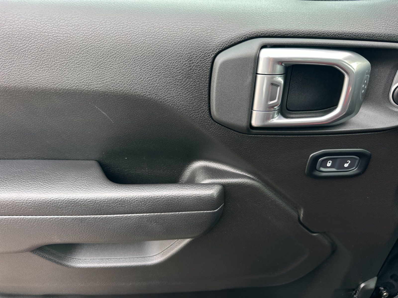 used 2024 Jeep Gladiator car, priced at $44,998