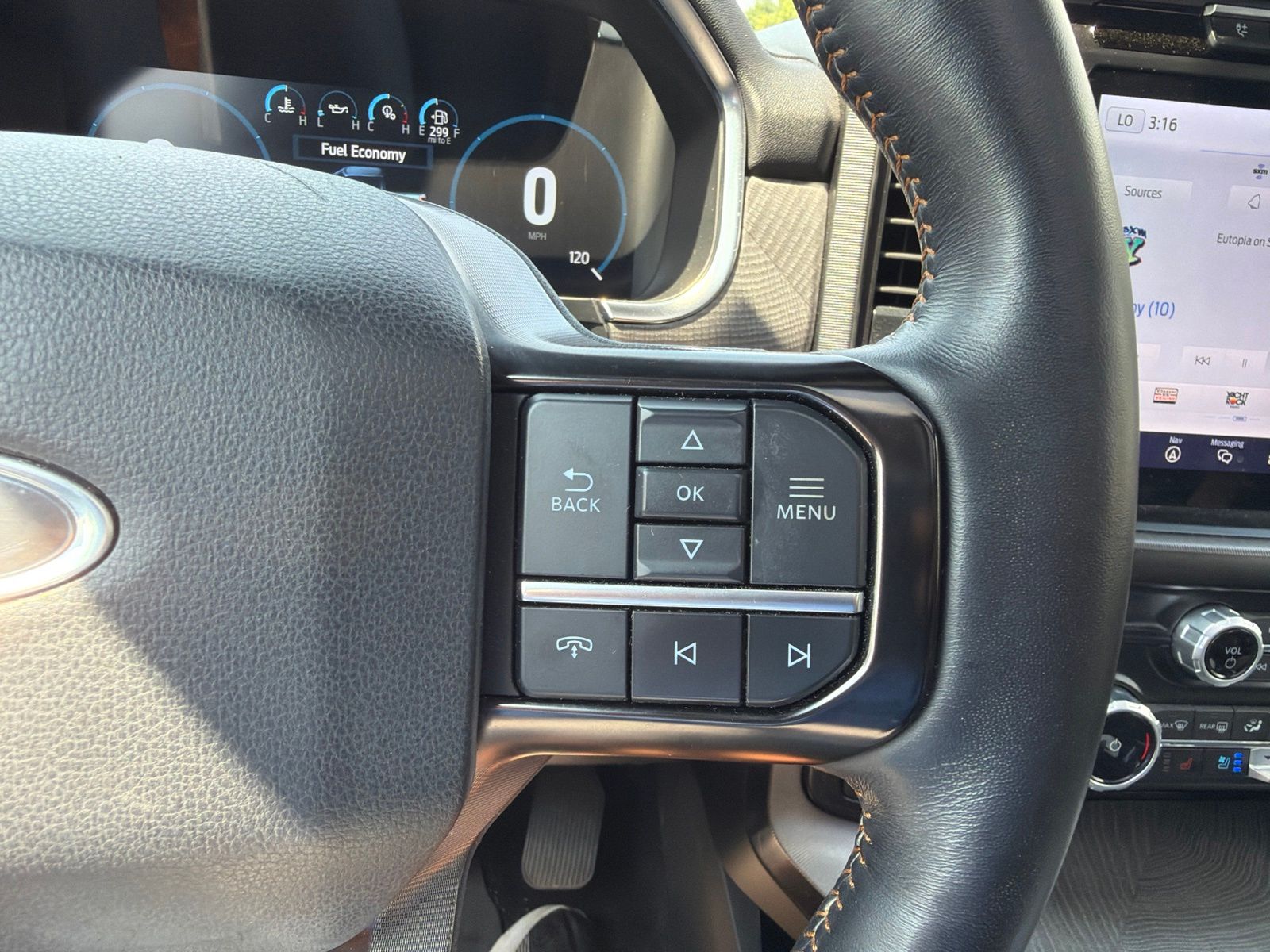 Certified Used 2023 Gray Ford Platinum image 25