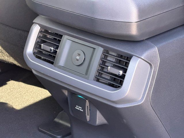 New 2026 Avalanche Ford XLT image 10