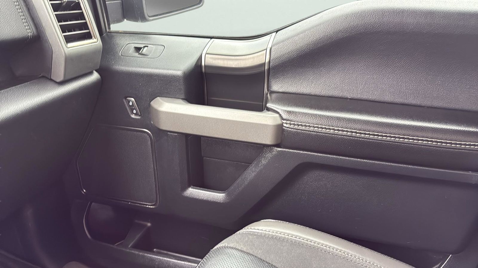 Used Car 2020 Ford F-150  Raptor For Sale Under $50,000 In Austin, Texas