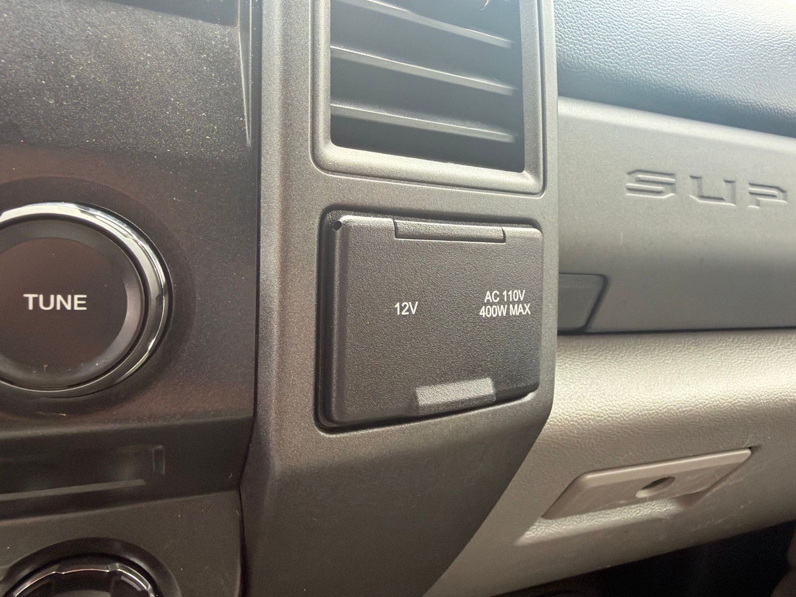 Used 2017 Oxford White Ford XL image 18