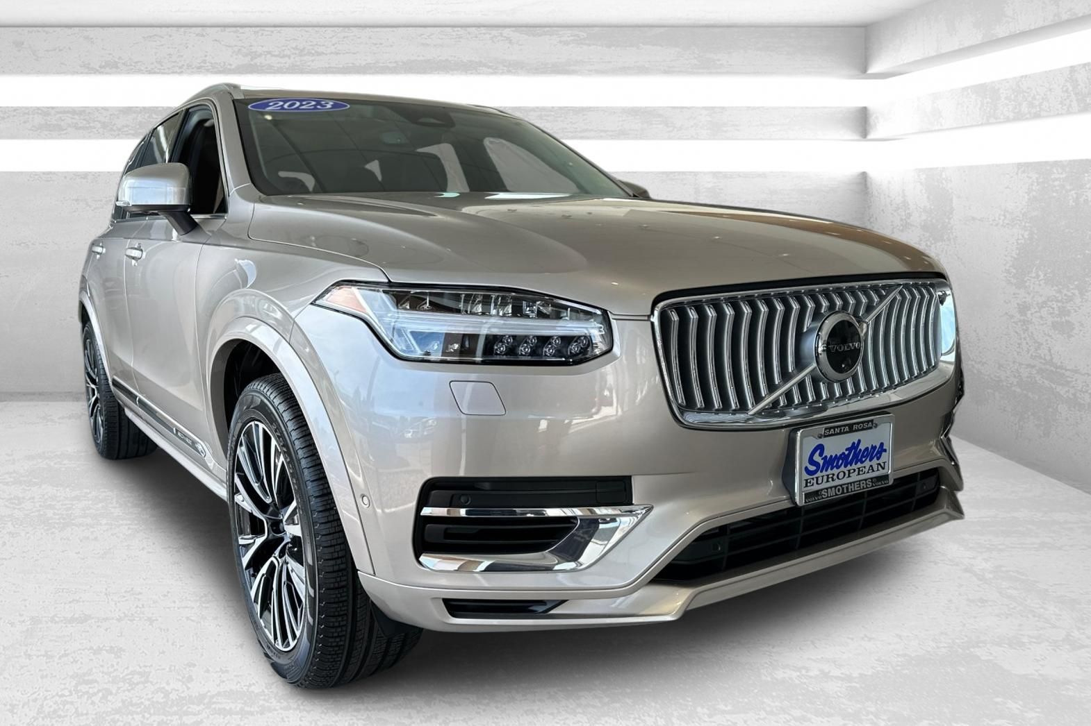 2023 Volvo XC90 Recharge T8 Plus Bright Theme 6-Passenger eAWD