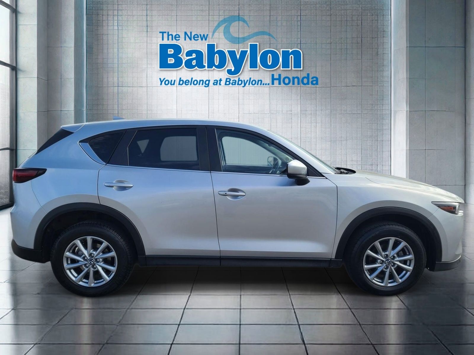 View vehicle photo 5