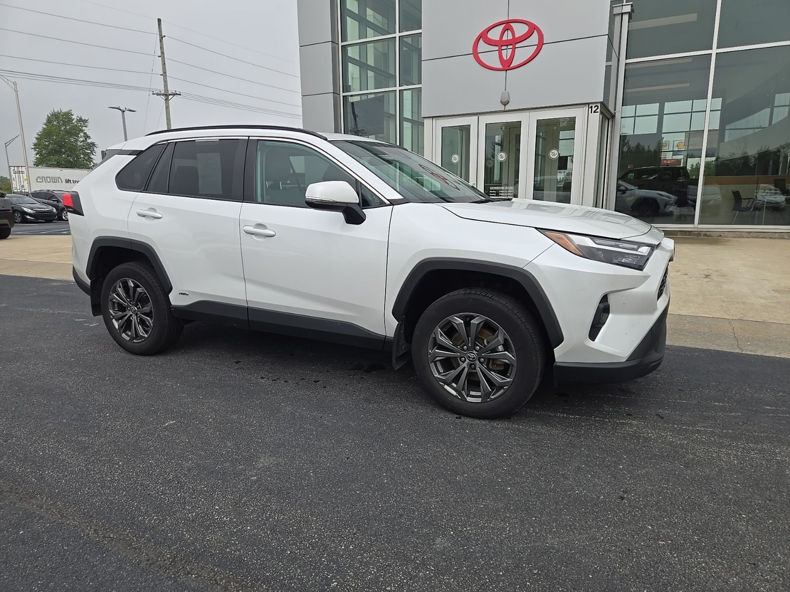 2024 Toyota RAV4 Hybrid XLE Premium