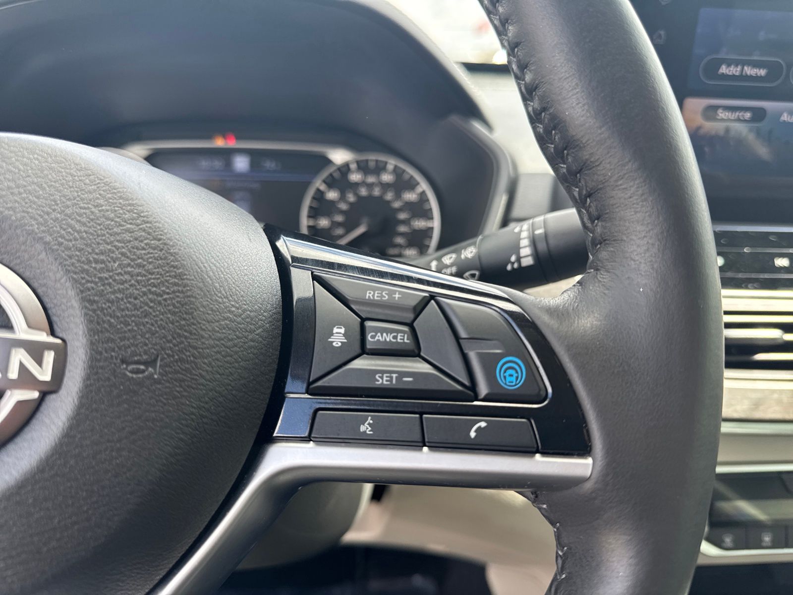 Used 2024 Nissan Altima 2.5 SL 4D Sedan