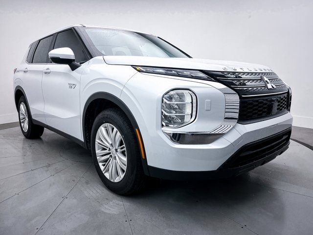 2025 Mitsubishi Outlander PHEV ES