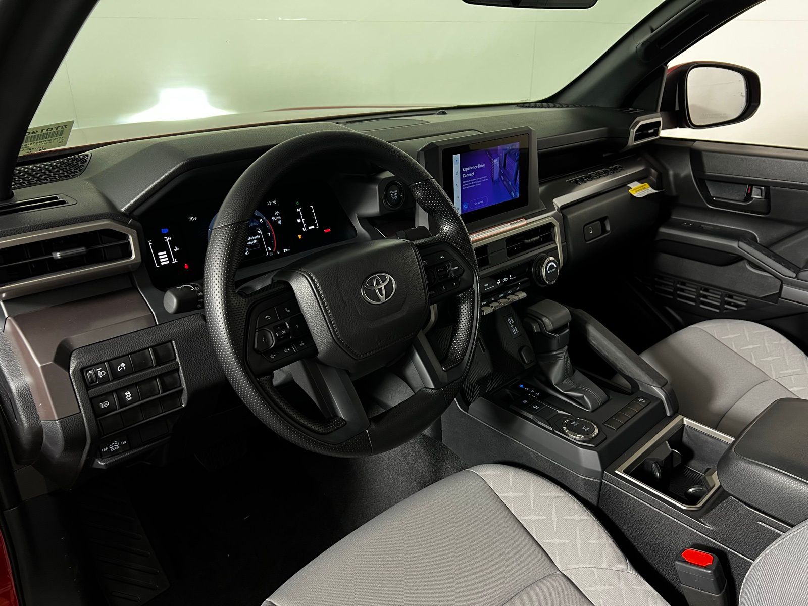 2025 Toyota Tacoma SR5 9