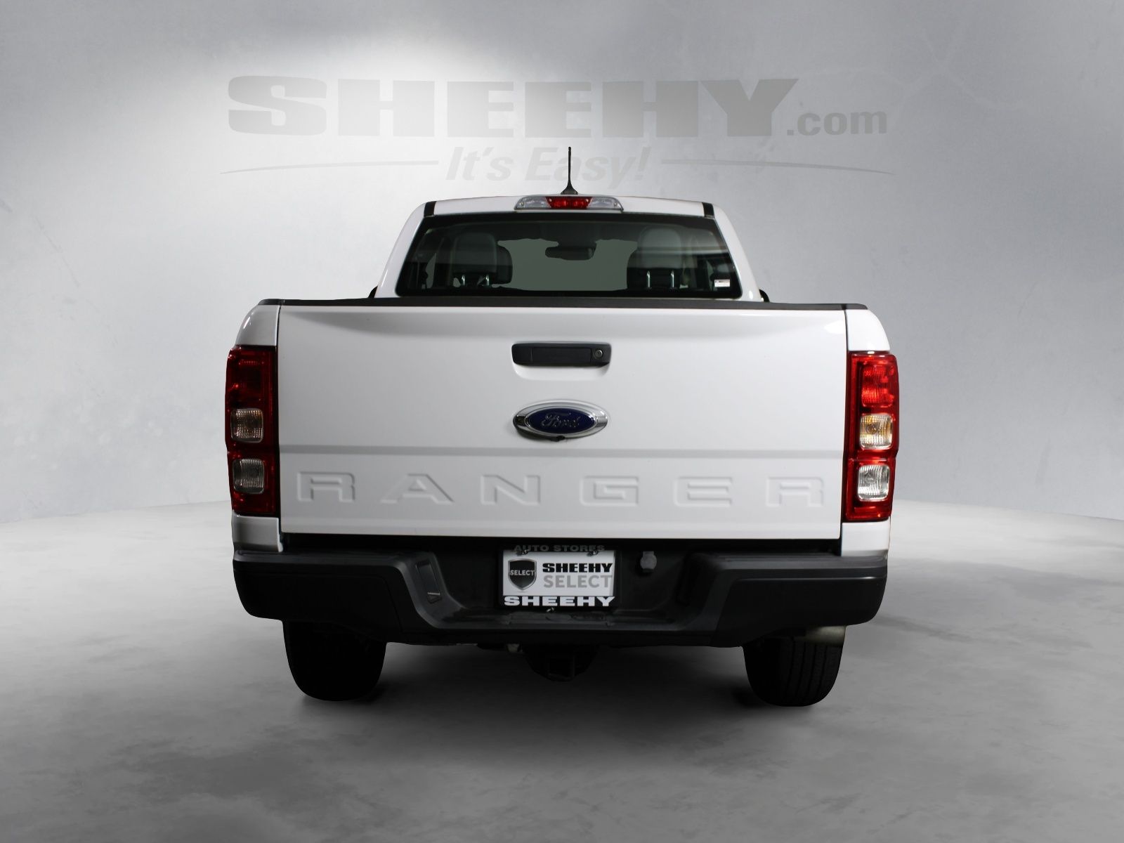 Used 2021 White Ford XL image 11