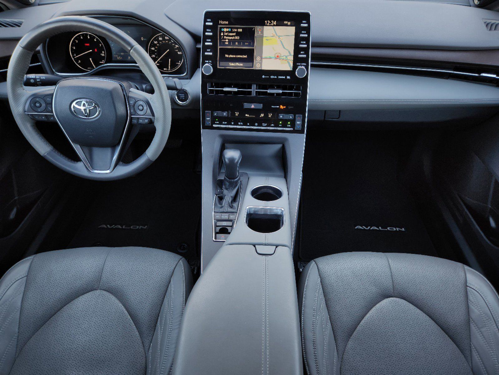 2019 Toyota Avalon Limited 31