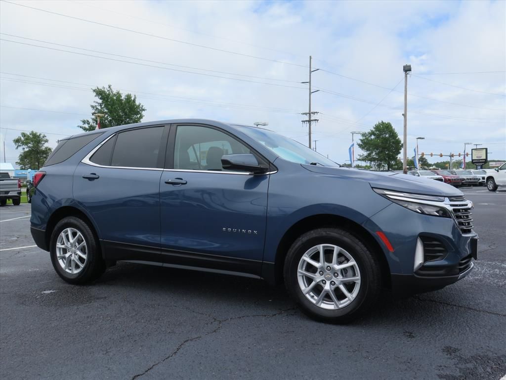 2024 Chevrolet Equinox LT AWD with 1LT