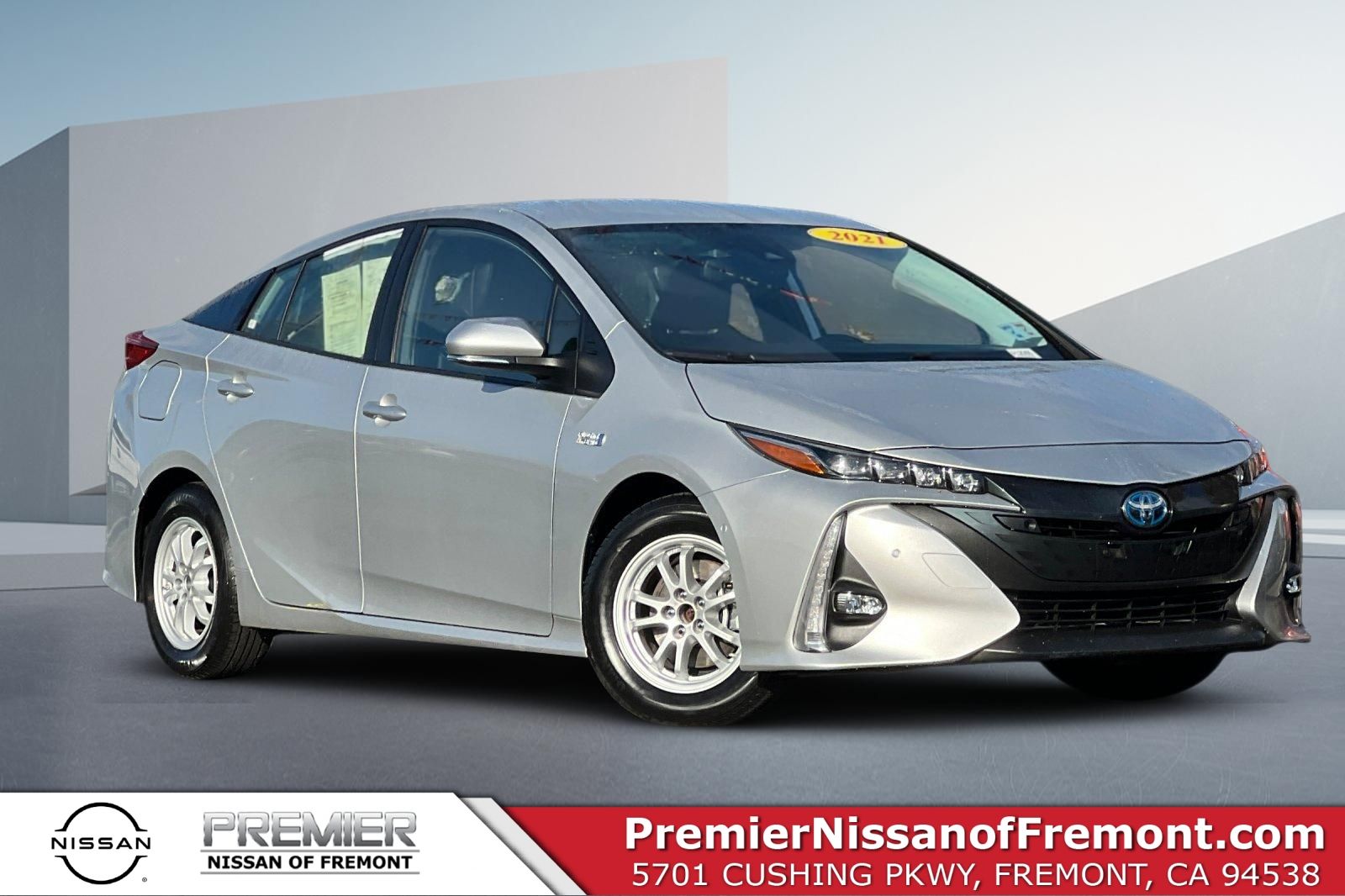 Classic Silver Metallic 2021 Toyota Prius Prime Hatchback Front-Wheel Drive Continuously Variable Transmission