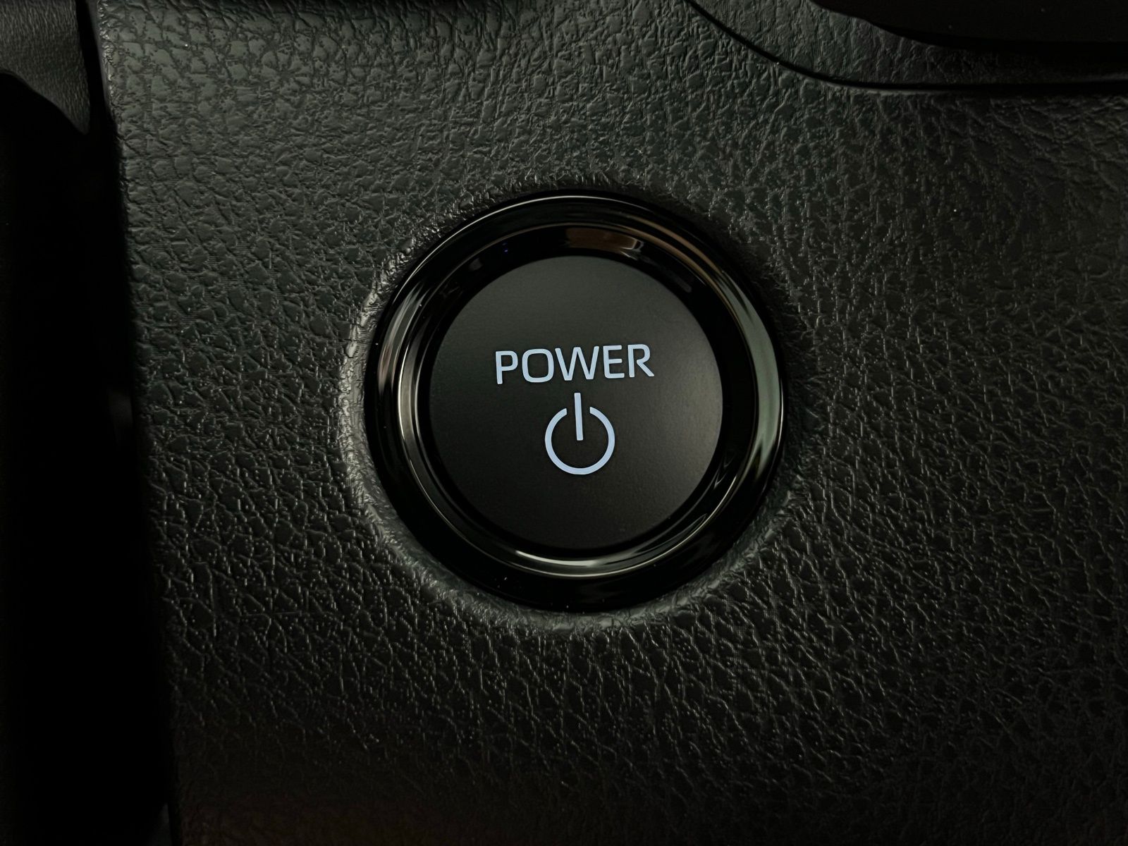 2025 Toyota Camry XSE 17