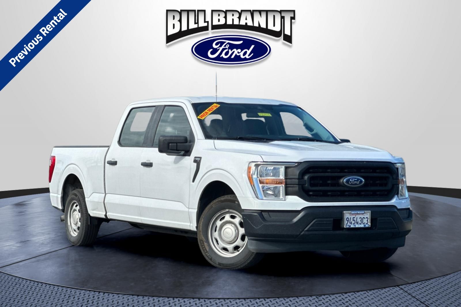 Oxford White 2021 Ford F-150 XL SuperCrew RWD Pickup Truck 4X2 Automatic