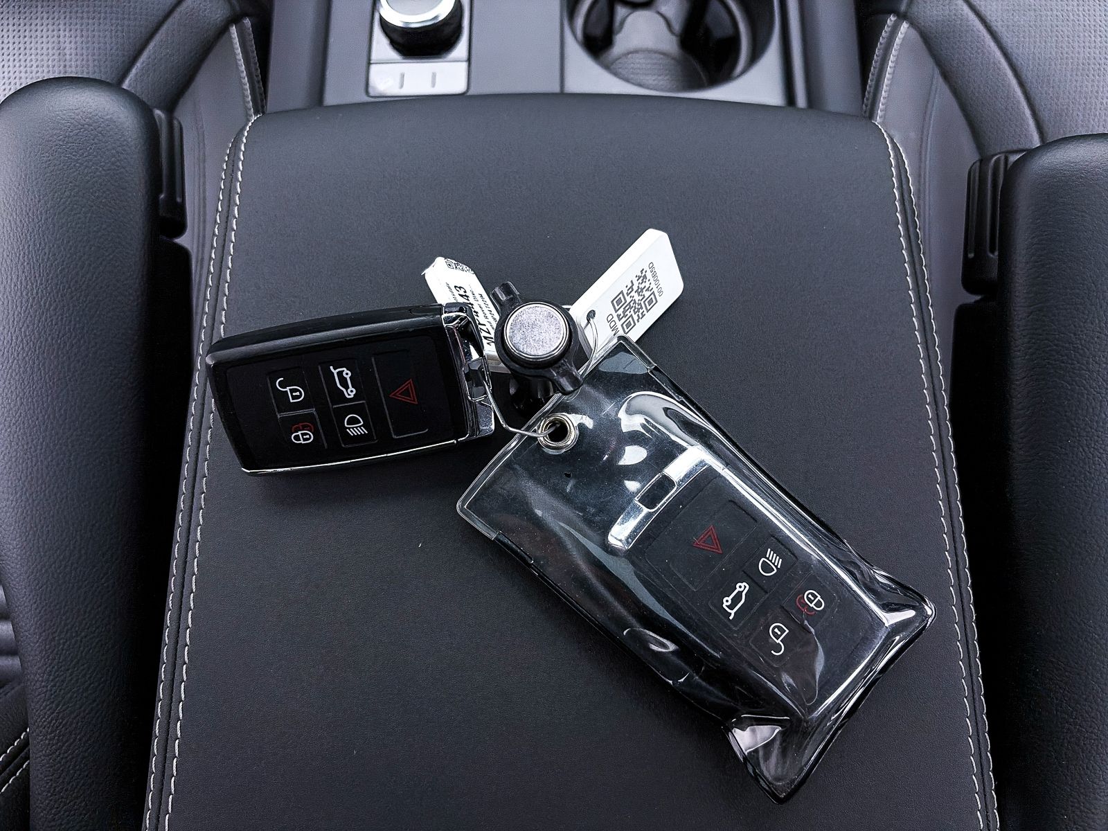 2023 Land Rover Discovery S R Dynamic - Photo 31