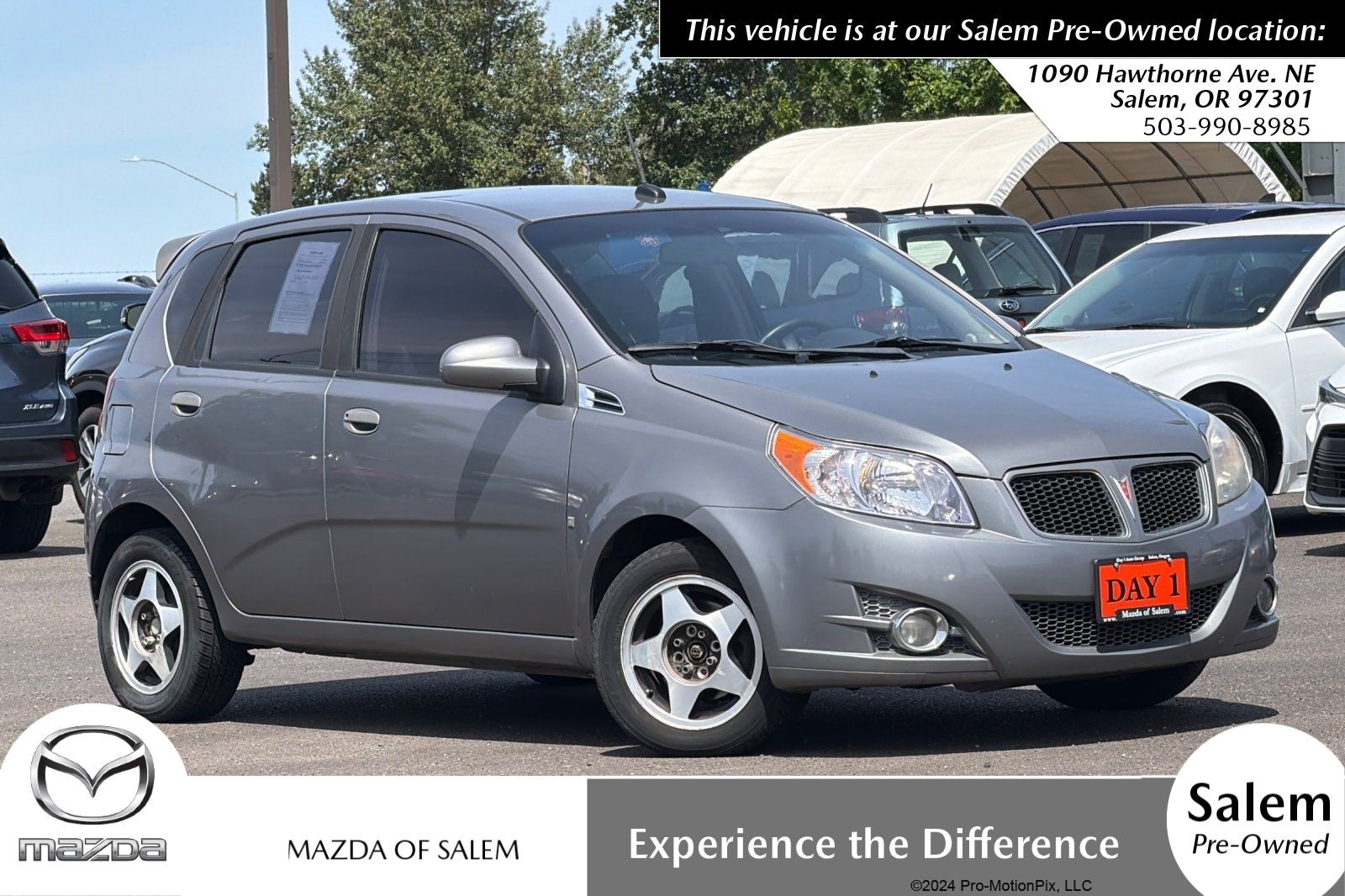Urban Gray Metallic 2009 Pontiac G3 Base Hatchback Front-Wheel Drive 4-Speed Automatic