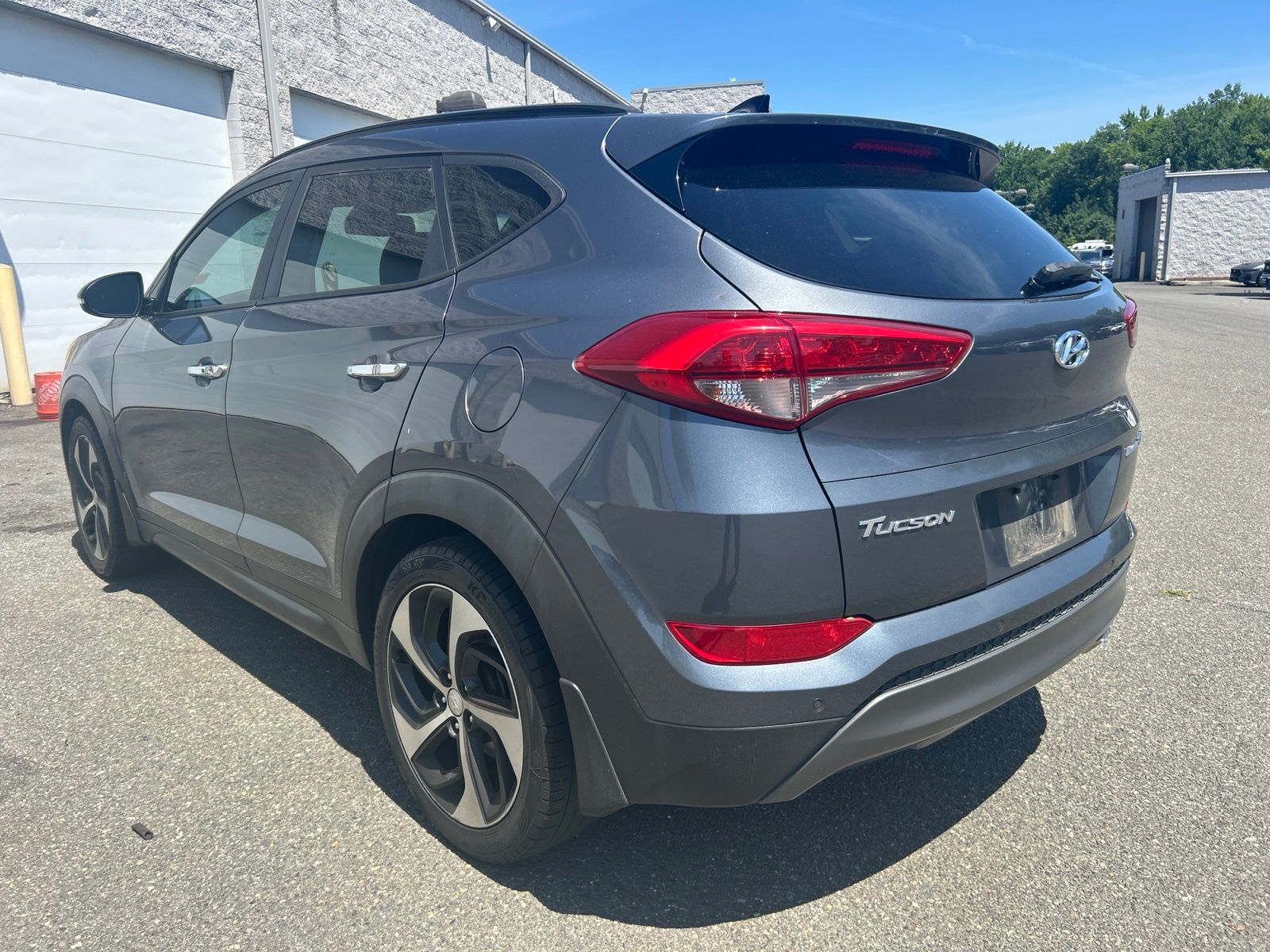 Used 2016 Gray Hyundai Limited image 7