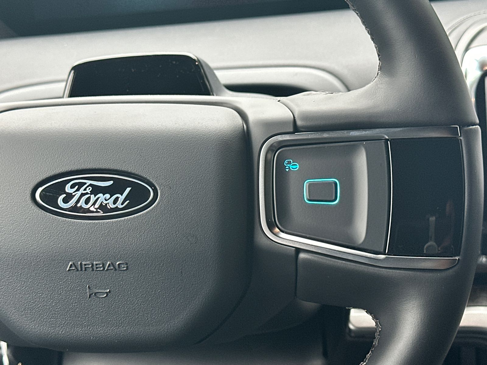 New 2026 Star White Metallic Tri-Coat Ford Tremor® image 26