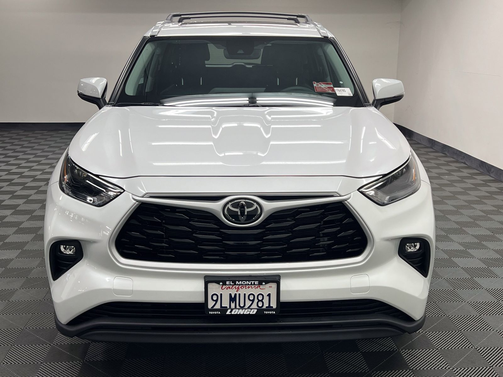 used 2024 Toyota Highlander car, priced at $38,996