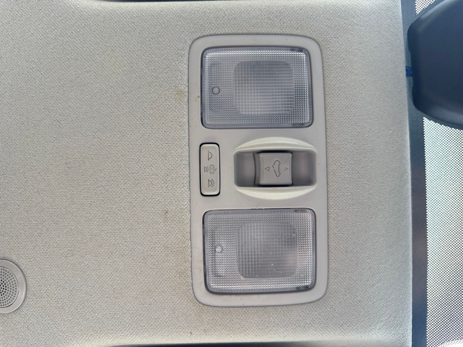 Used 2022 Green Hyundai SEL image 27