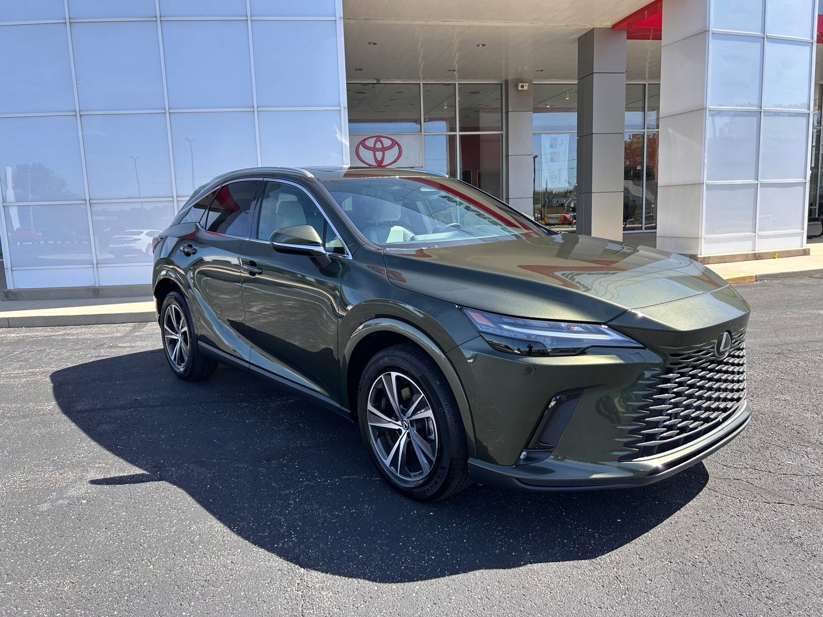 2023 Lexus RX Hybrid