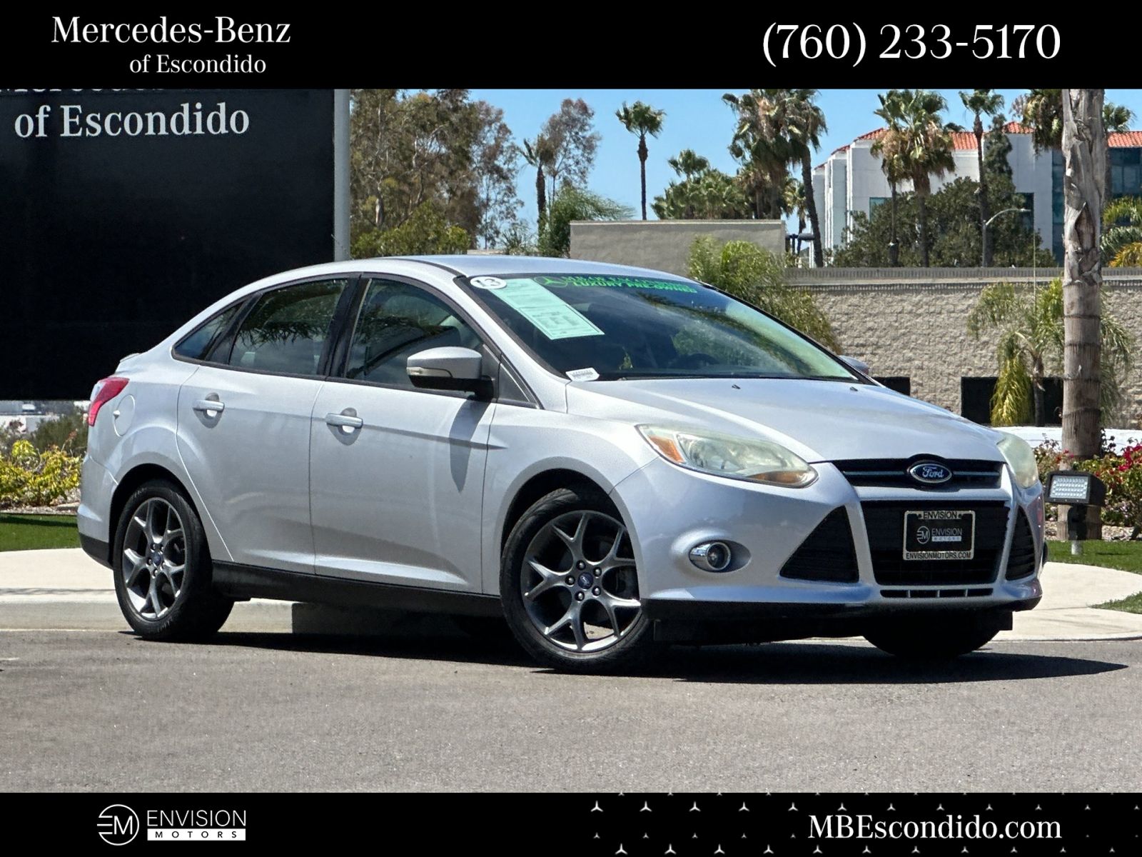 Ingot Silver Metallic 2013 Ford Focus Sedan Front-Wheel Drive 6-Speed Automatic
