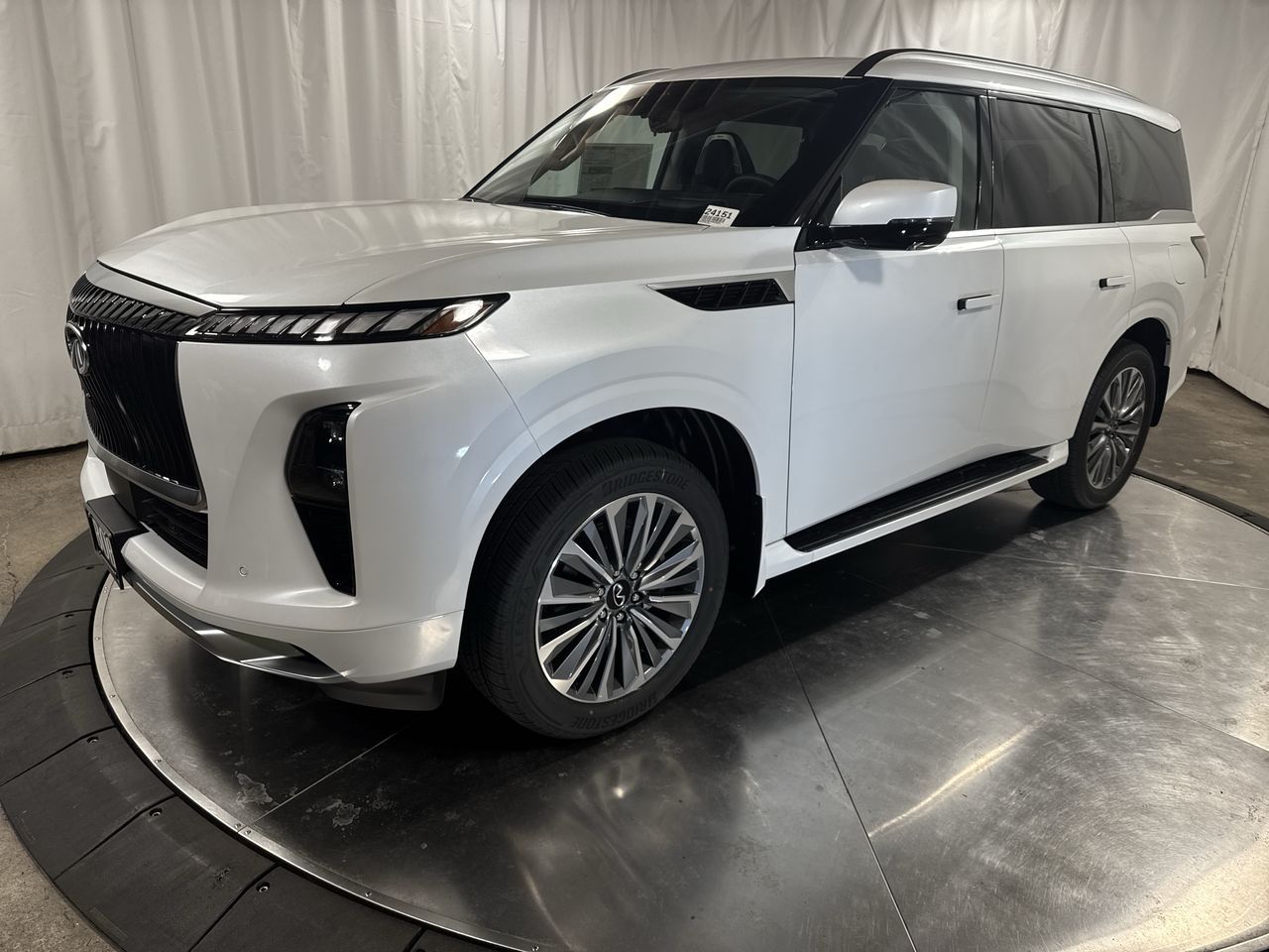 2025 INFINITI QX80 SENSORY