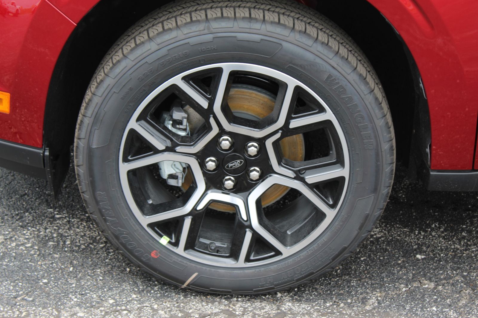 View vehicle photo 2