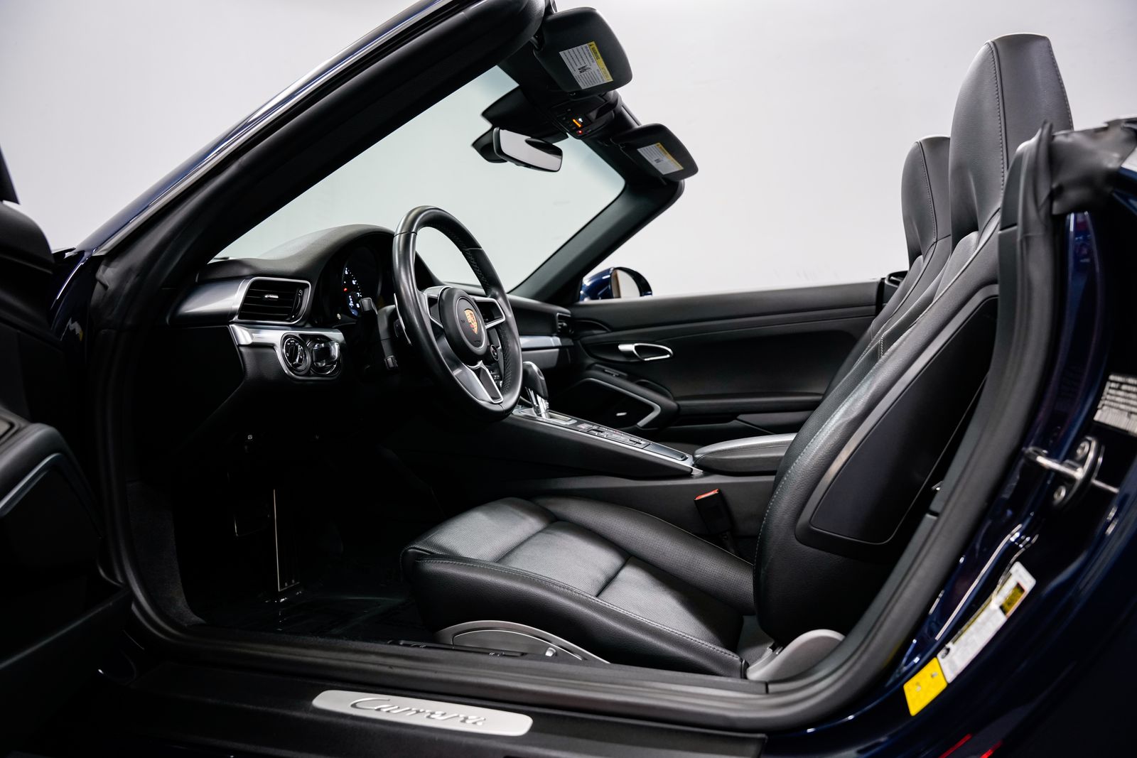 2017 Porsche 911 Carrera — photo 17