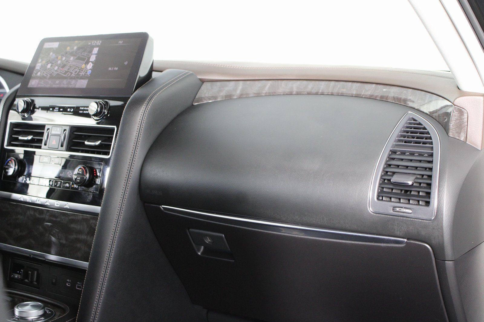 Used 2024 Black Nissan Platinum image 15