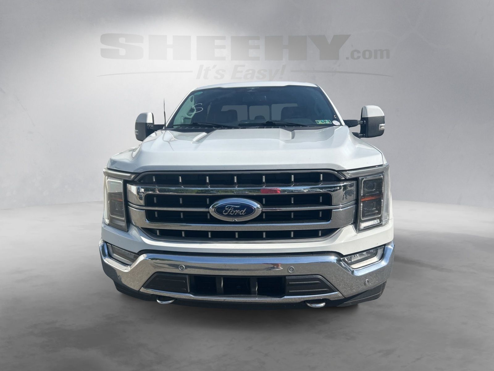 Certified Used 2023 Oxford White Ford Lariat image 15