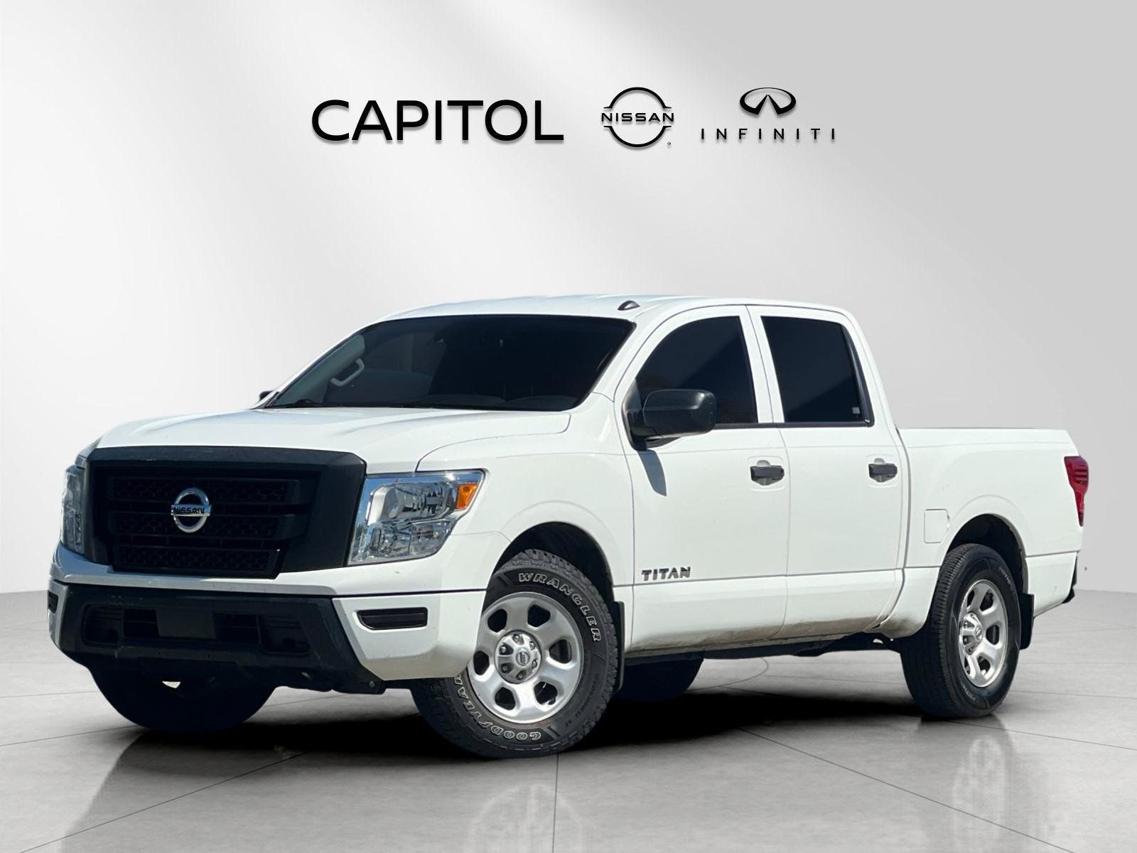Glacier White 2021 Nissan Titan Pickup Truck 4X2 9-Speed Automatic