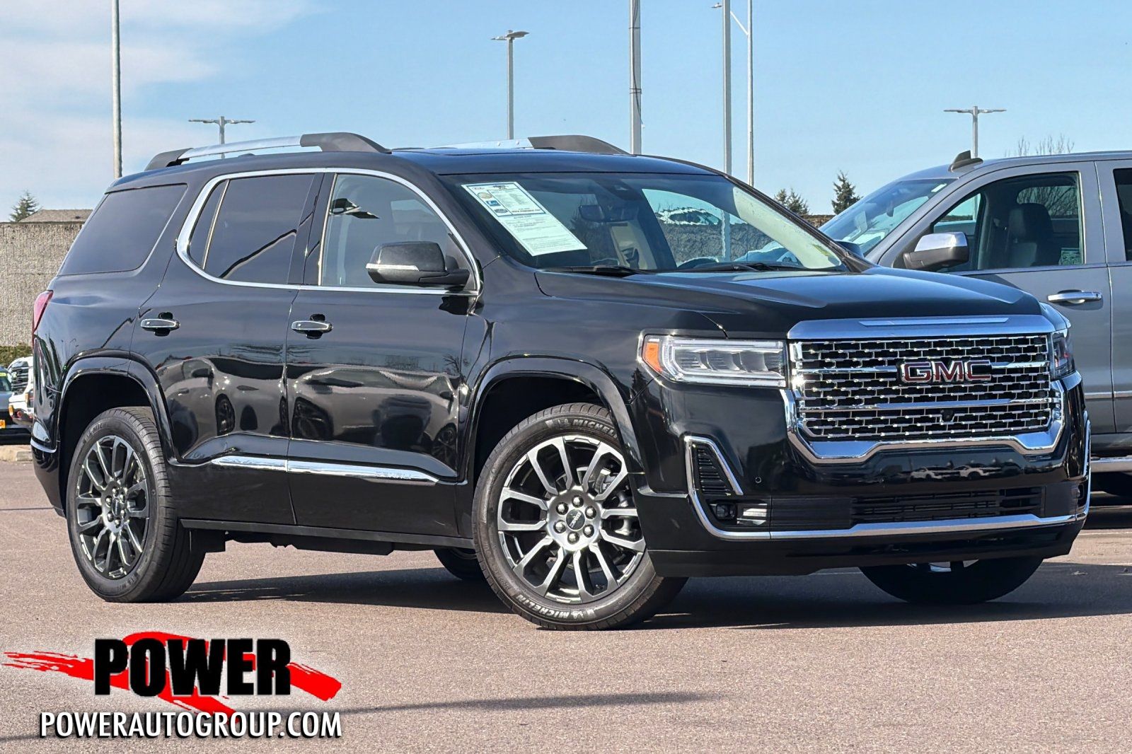 2023 GMC Acadia Denali AWD