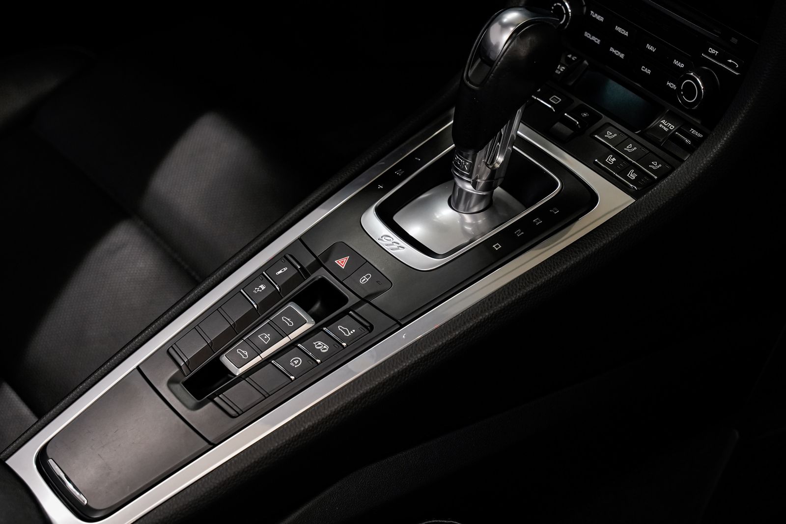 2017 Porsche 911 Carrera — photo 28
