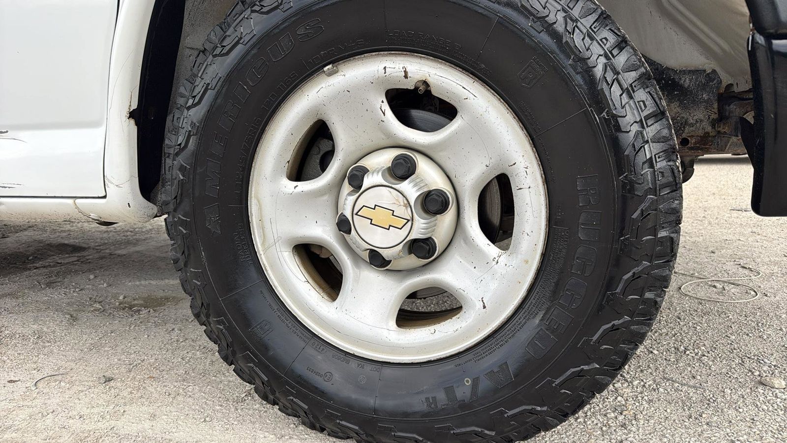 Used Car 2005 Chevrolet Express Van G1500  Base For Sale Under $12,000 In Austin, Texas