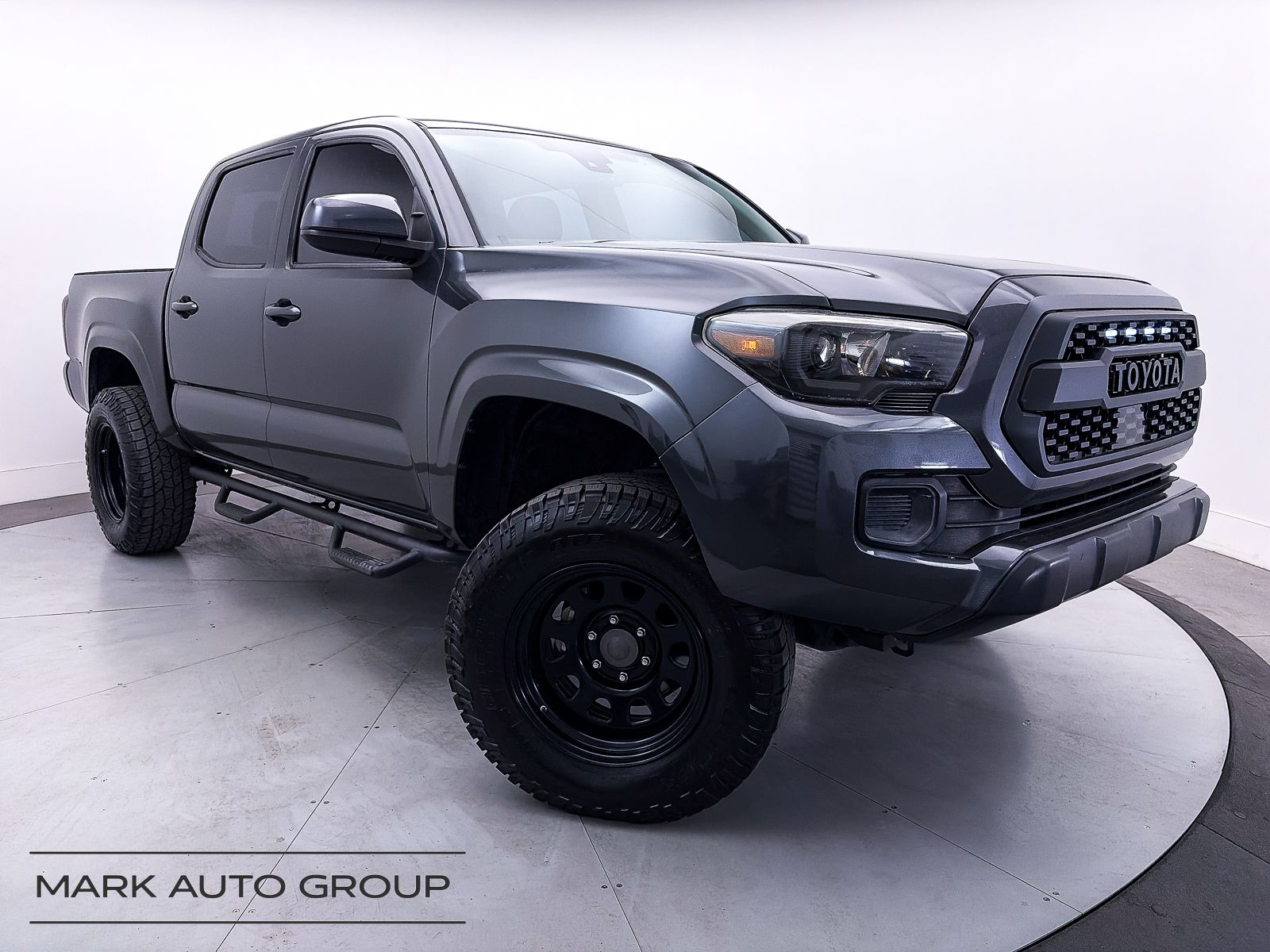 2018 Toyota Tacoma SR