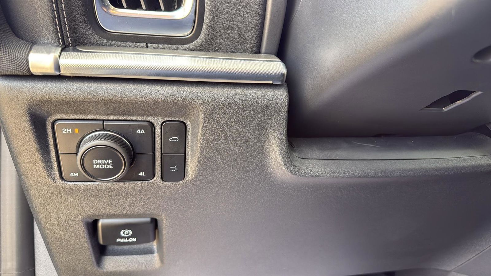 Used Car 2025 Ford Expedition Max  Platinum For Sale Under $80,000 In Austin, Texas