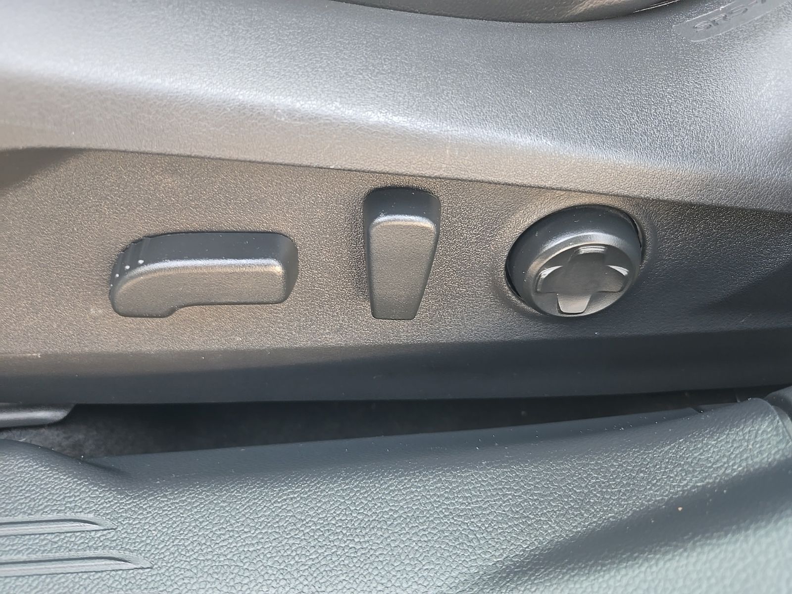 Used 2024 White Subaru Limited image 42